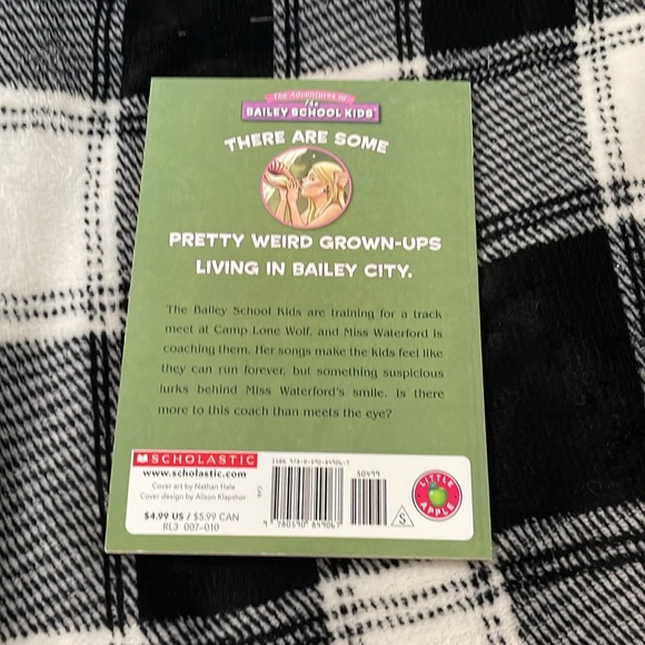 COPY - mermaids don’t run track - Picture 3 of 4